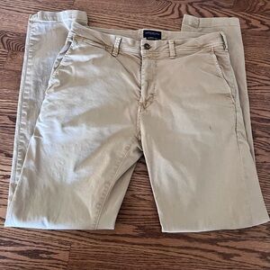 American Eagle Original Straight Leg Extreme Flex Khaki Chino Pants Mens 30x34 *